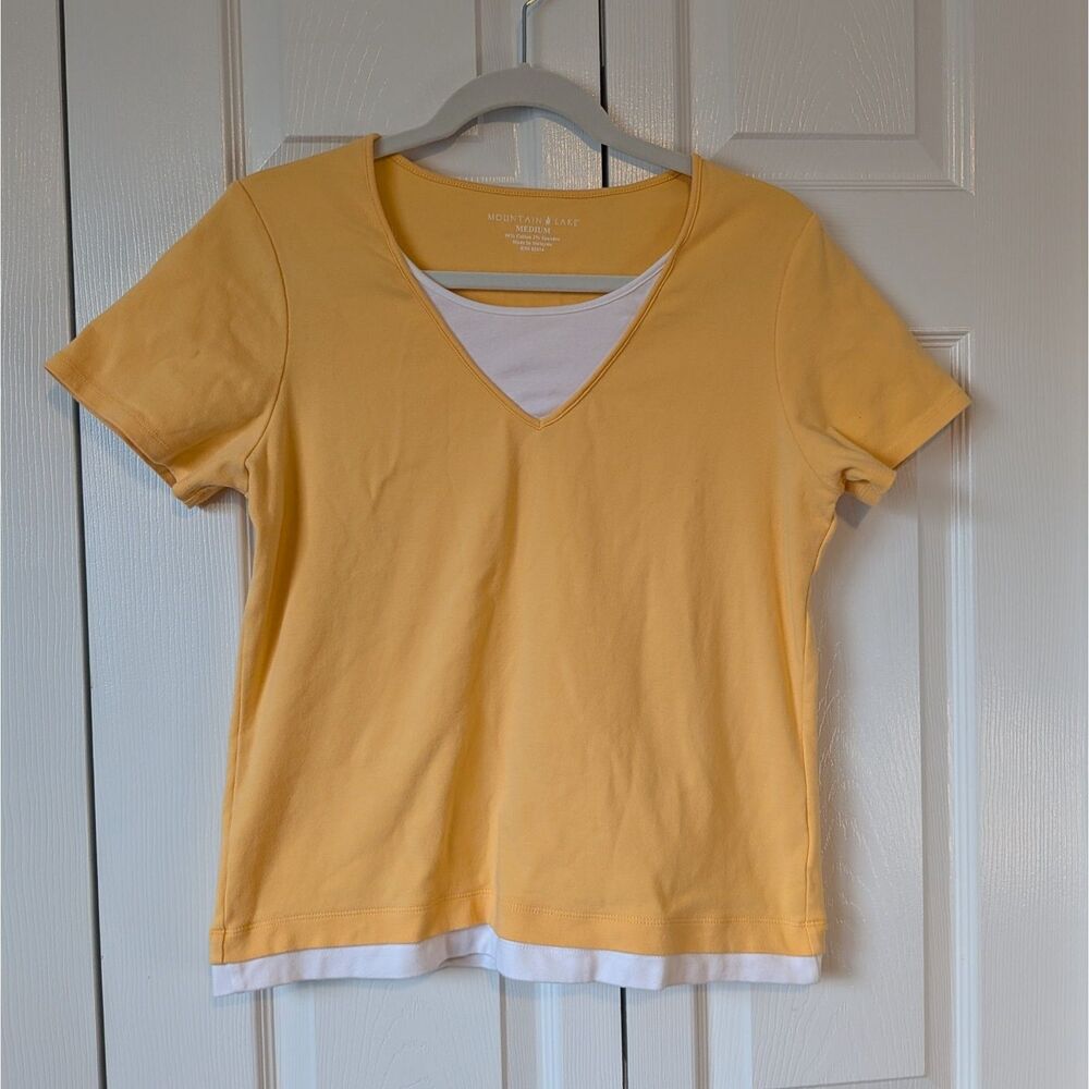 Mountain Lake Henley T-Shirt Medium Layered Summer Beachy Vacation Vintage Y2k